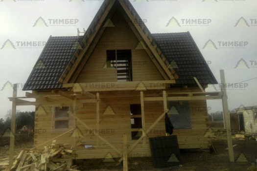 Дачный дом из бруса с 3 фронтонами